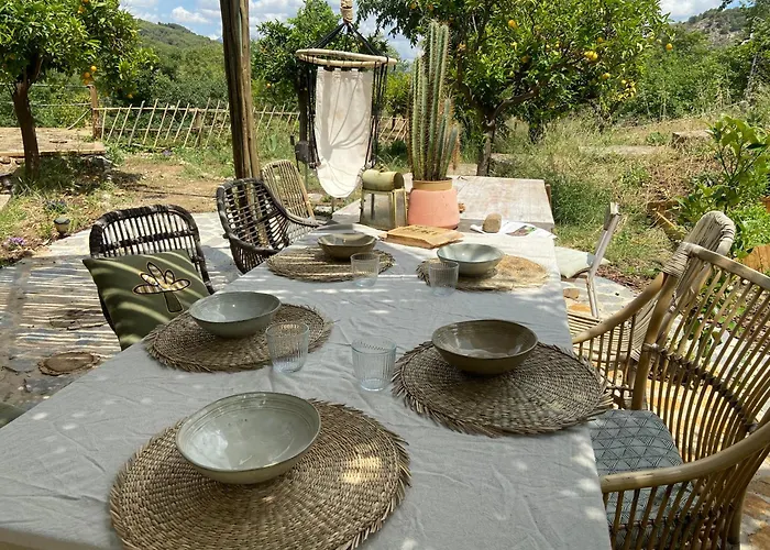 The4elements Panzió Monda