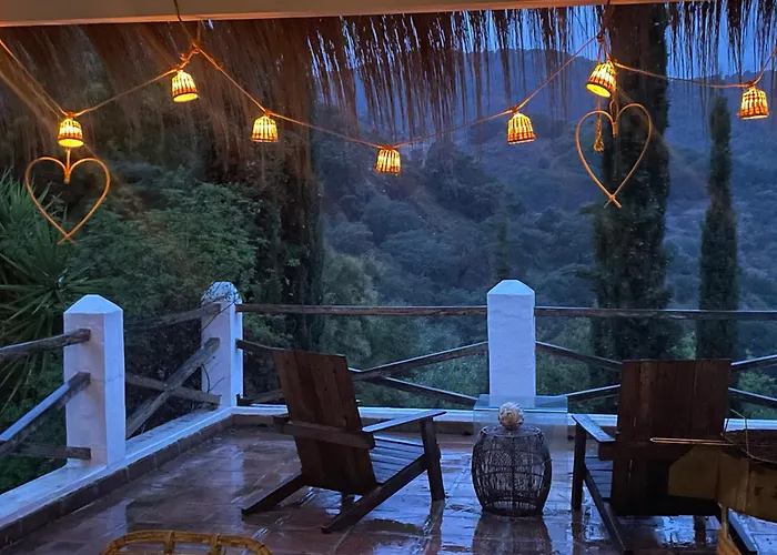 The4elements Panzió Monda